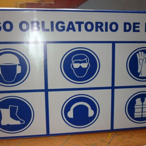 Gigantografias en banner de alta